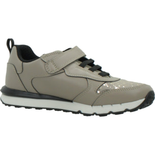 Zapatillas Niña de la marca GEOX  modelo J FASTICS GRIS