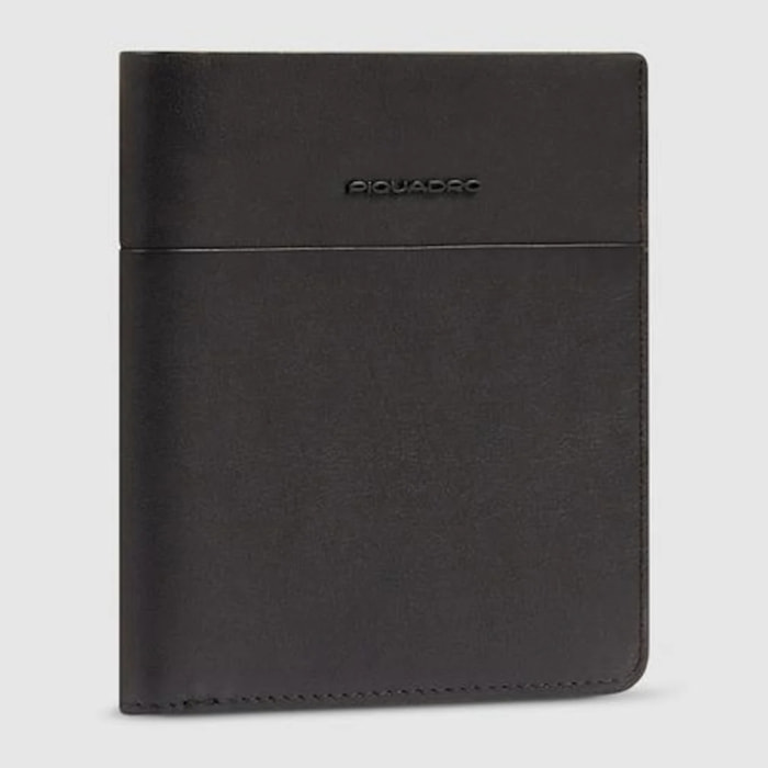 Piquadro Porta passaporto in pelle con portacarte di credito, schermato con protezione RFID