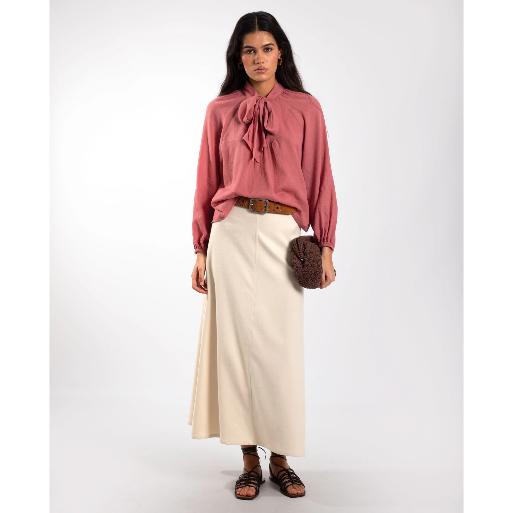 Blusa de manga larga con lazada