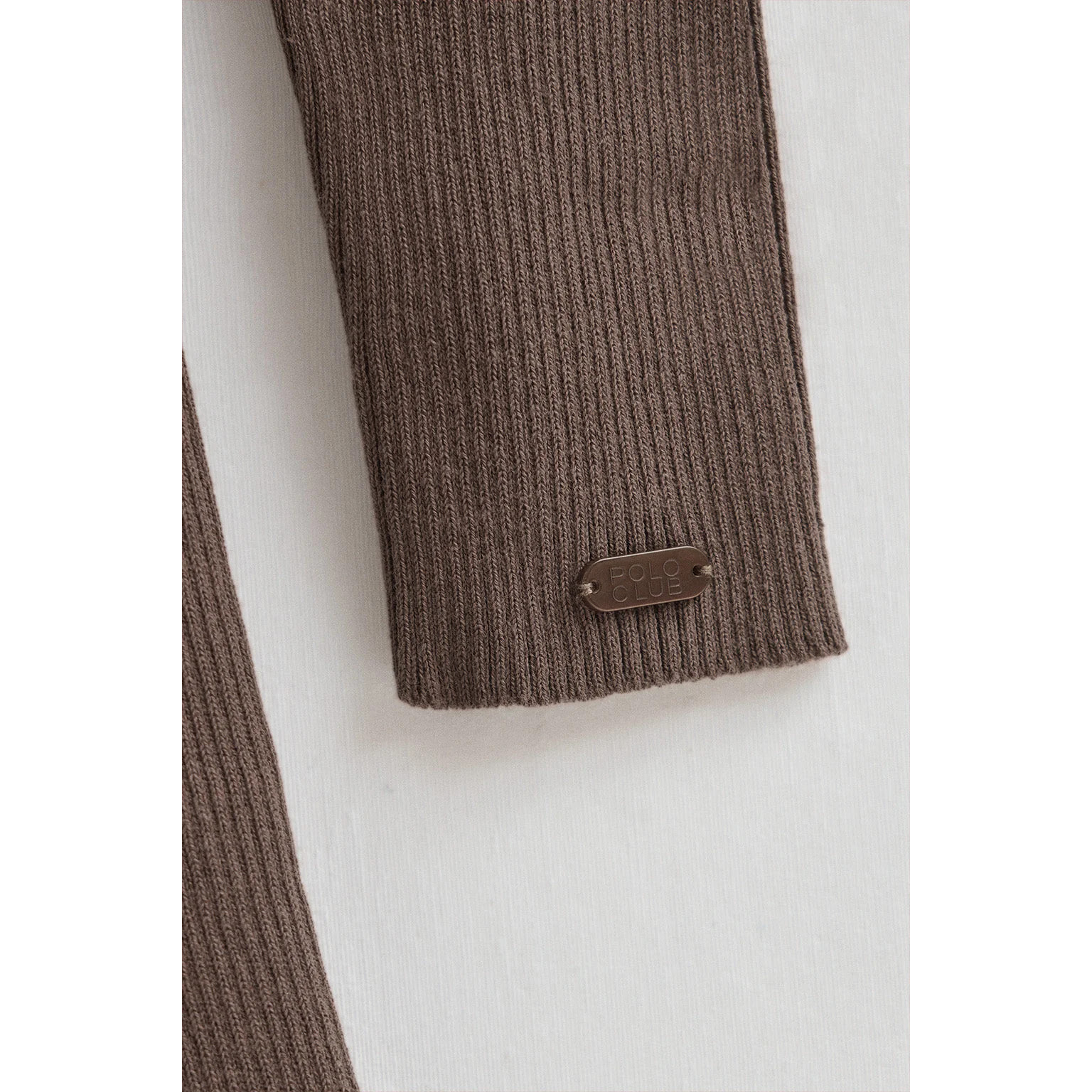 Vestito lungo marrone con collo perkins con logo Polo Club