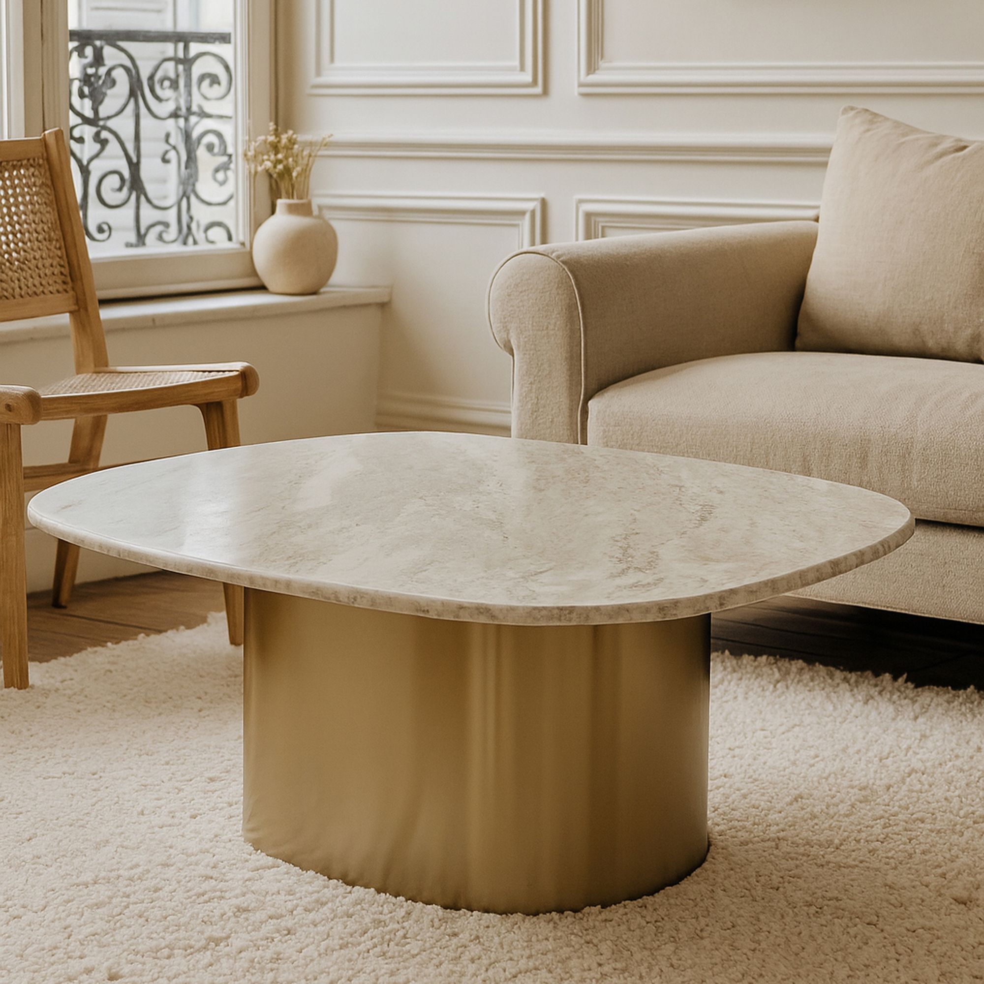 Table basse en marbre gris et pied en métal doré FEDJE