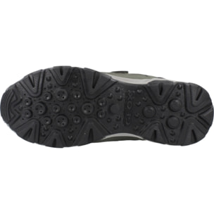 Zapatillas Niño de la marca GEOX  modelo J MAGNETAR VERDE