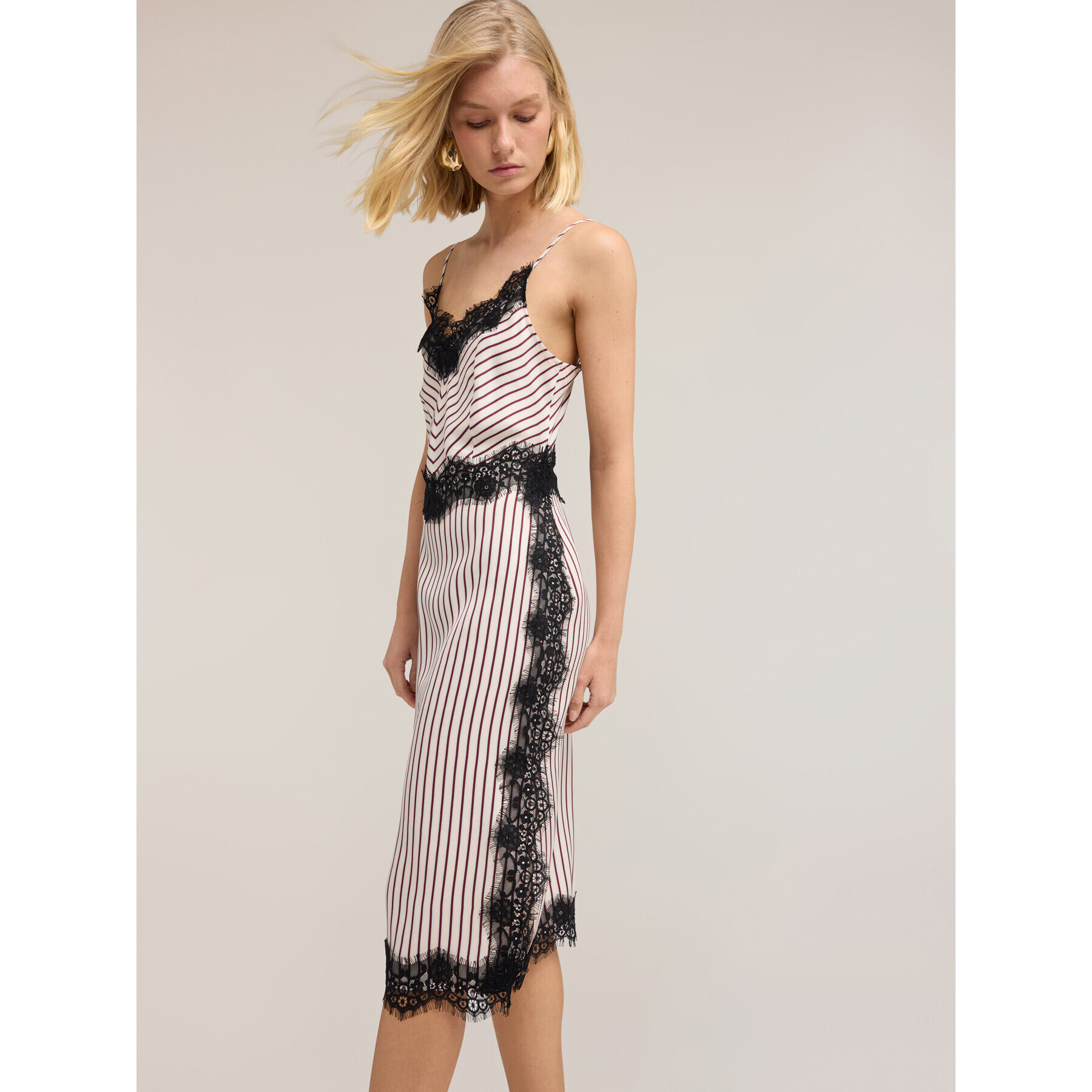 Motivi - Vestido tubo de sarga con detalles de encaje - Negro