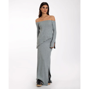 Falda de punto con aberturas