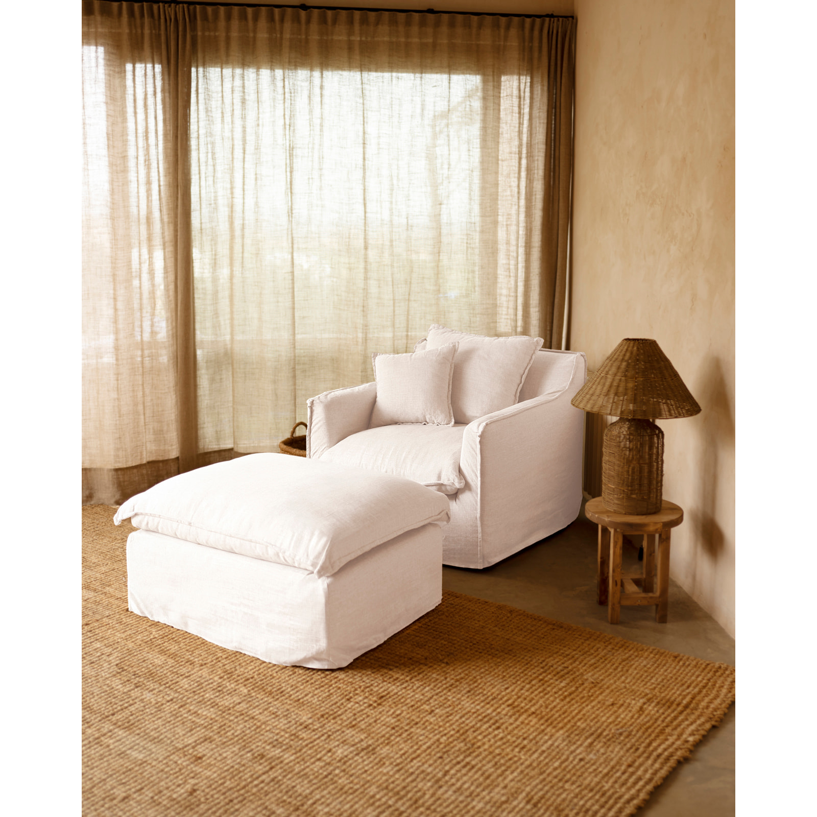 Puf de algodón y lino desenfundable tono blanco de 90x72cm Alto: 47 Largo: 90 Ancho: 72