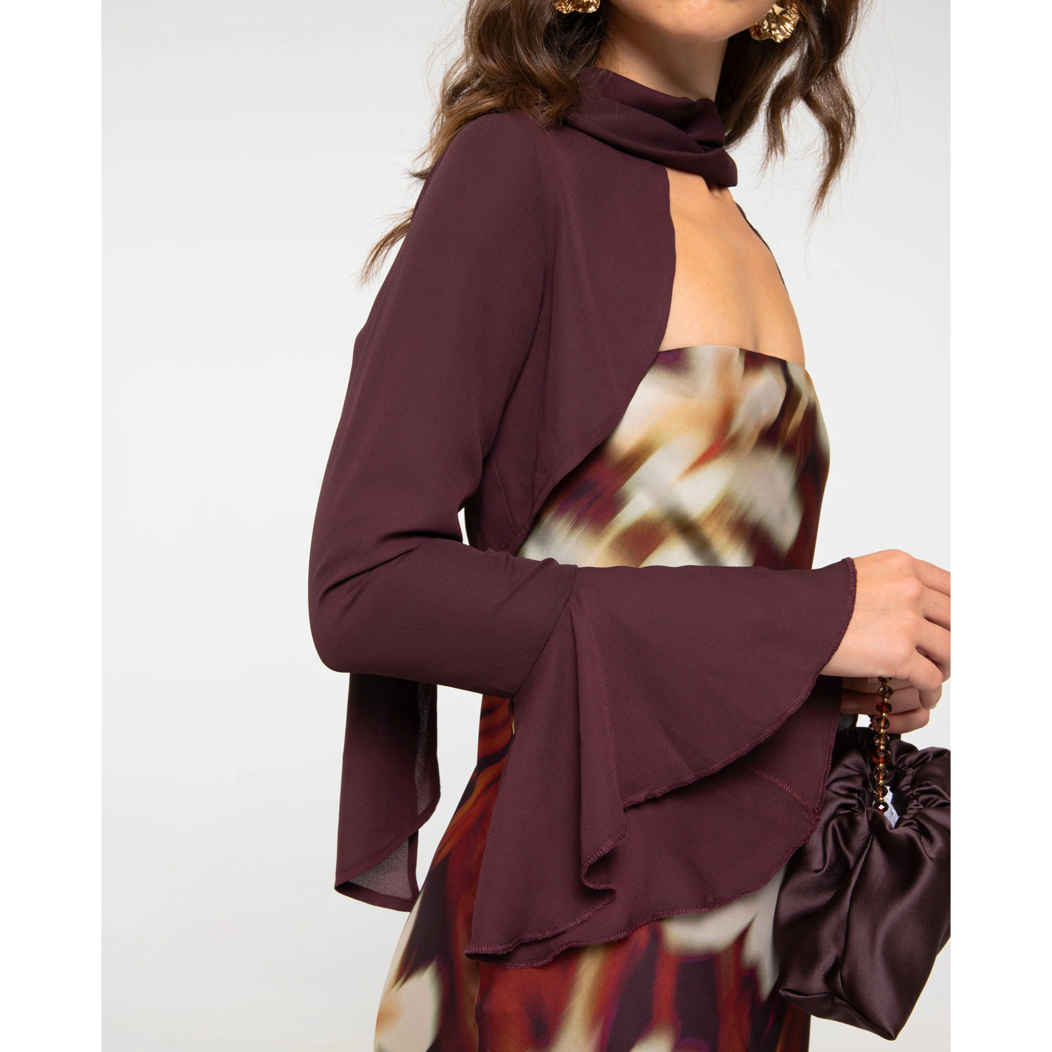 Chaqueta corta con mangas de gasa de mujer