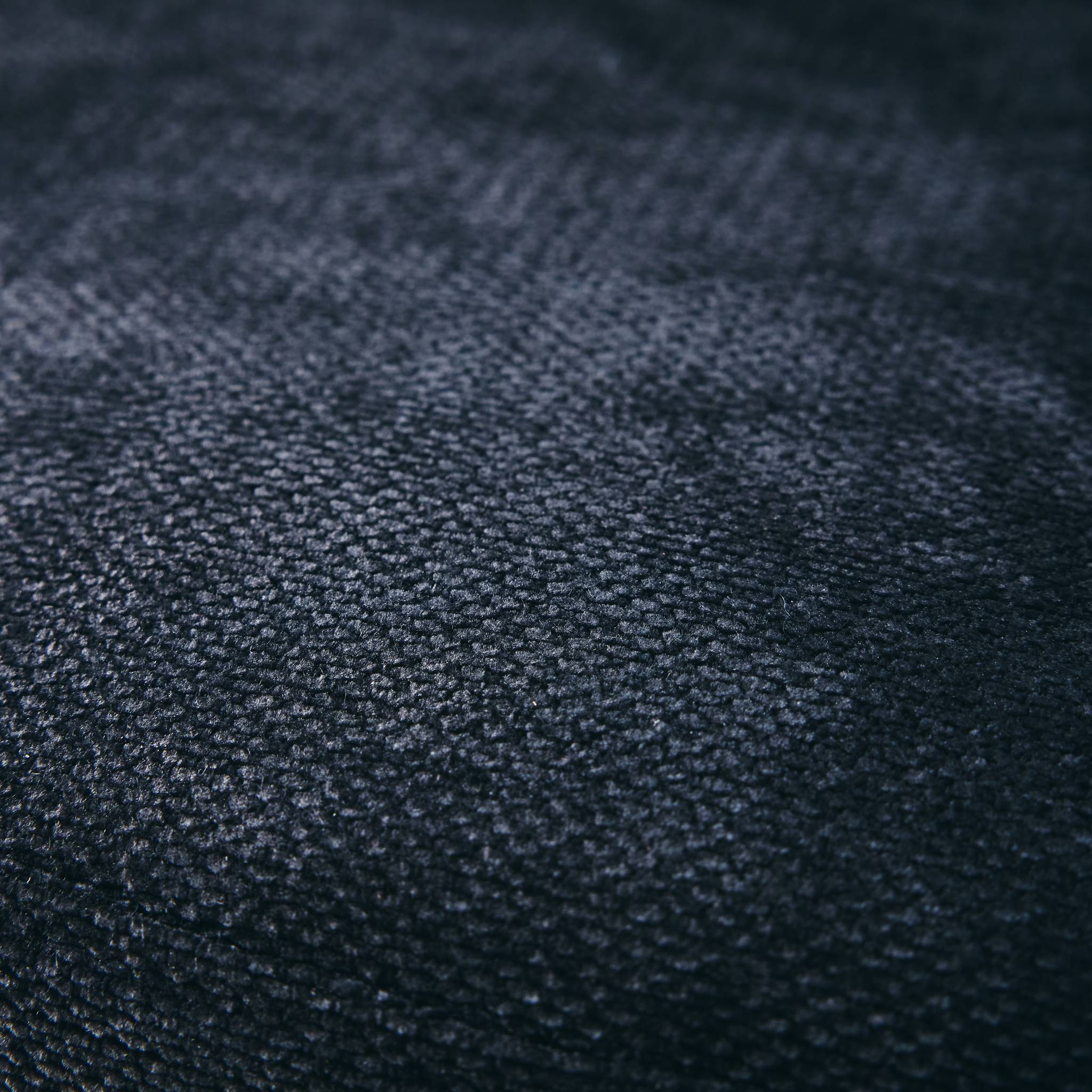 Lot de deux tabourets de bar ajustables métal et tissu noir. pied noir - L 49 x P 49 x H 88.5-110cm - Abby