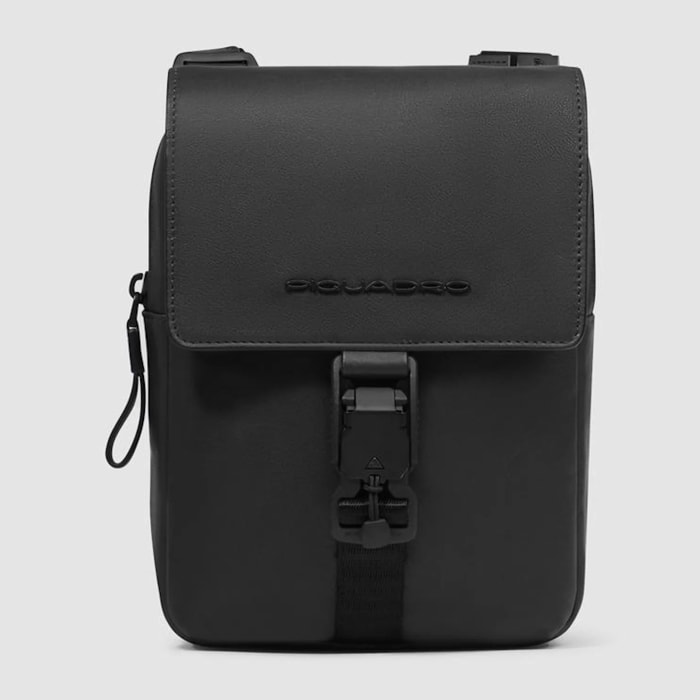 Piquadro Borsello in pelle porta telefono e porta iPad®mini con tasca per Piquadro Smart Tracker