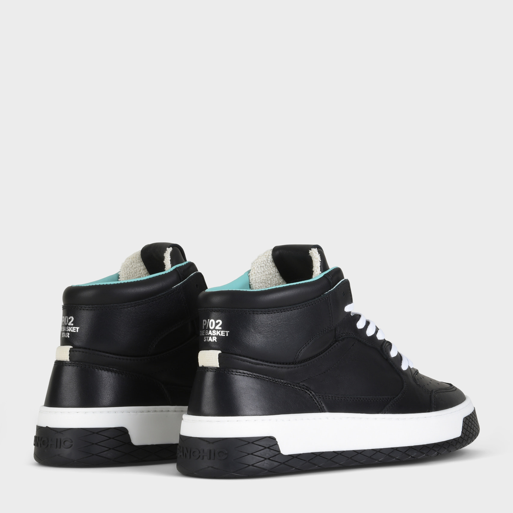 ZAPATILLA MID-TOP HOMBRE P02 DE PIEL NEGRO