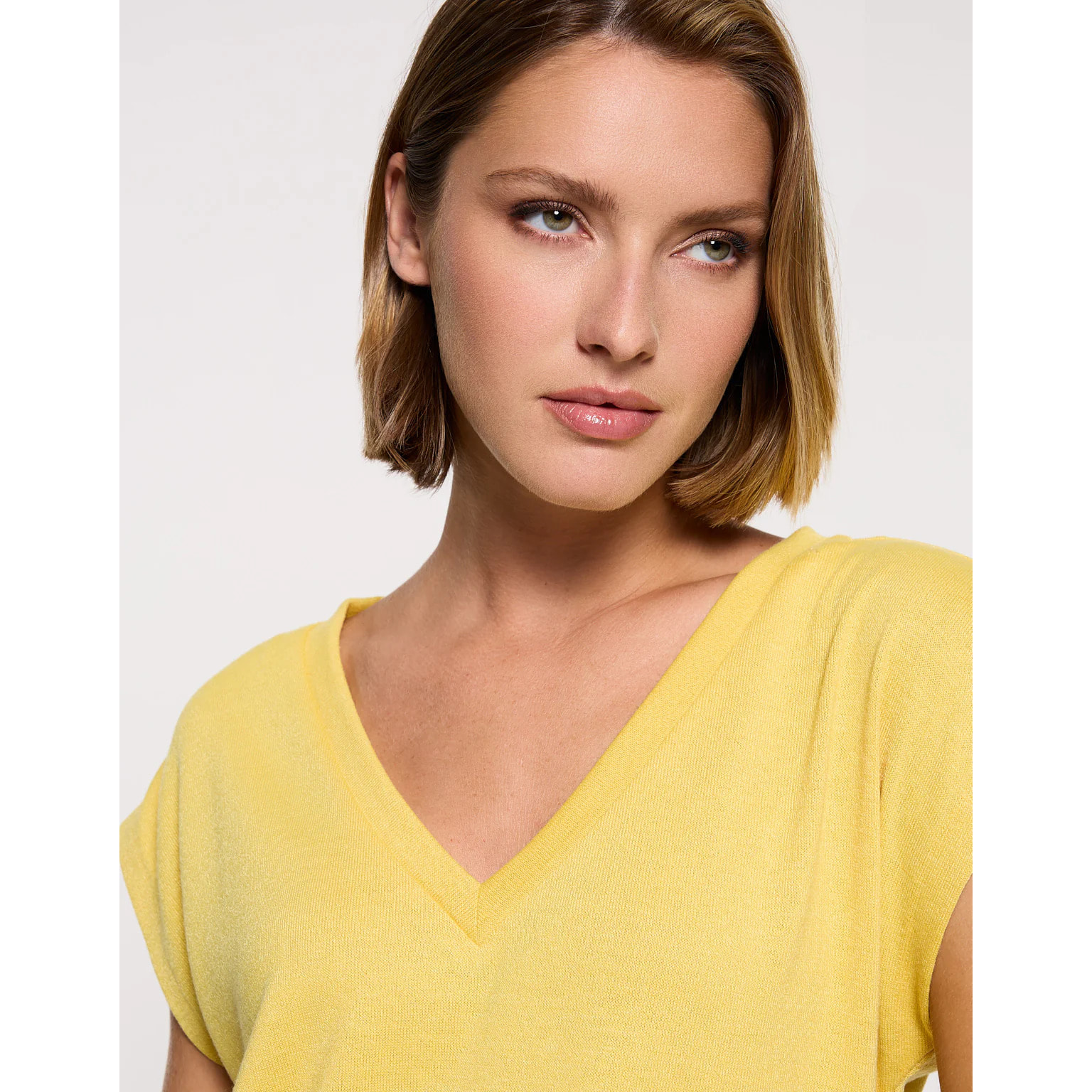 Camiseta Manga Corta Mostaza - Imara