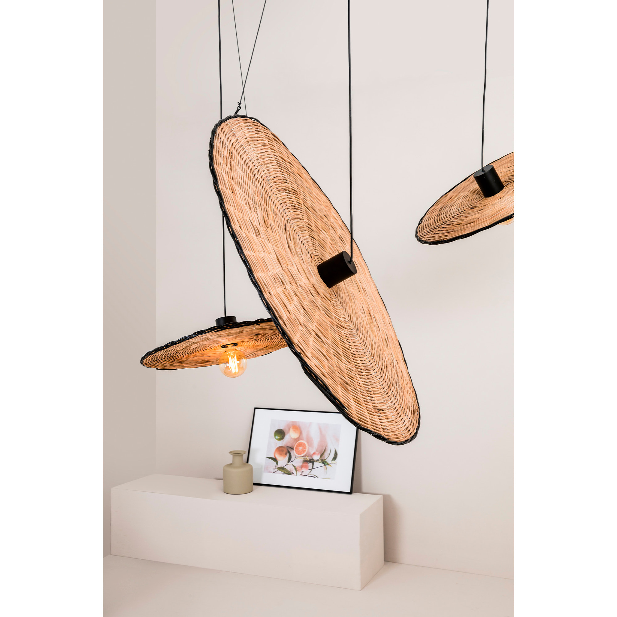 COSTAS 1000 Lampe suspension noire/rotin