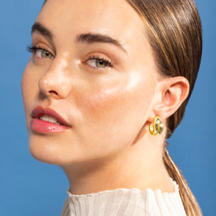 Pendientes acabados en oro amarillo de 18K