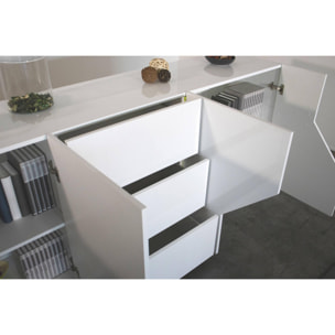 Credenza moderna a 4 ante geometriche e 3 cassetti, Made in Italy, Madia da cucina, Buffet di design da soggiorno, Cm 220x43h86, Bianco lucido