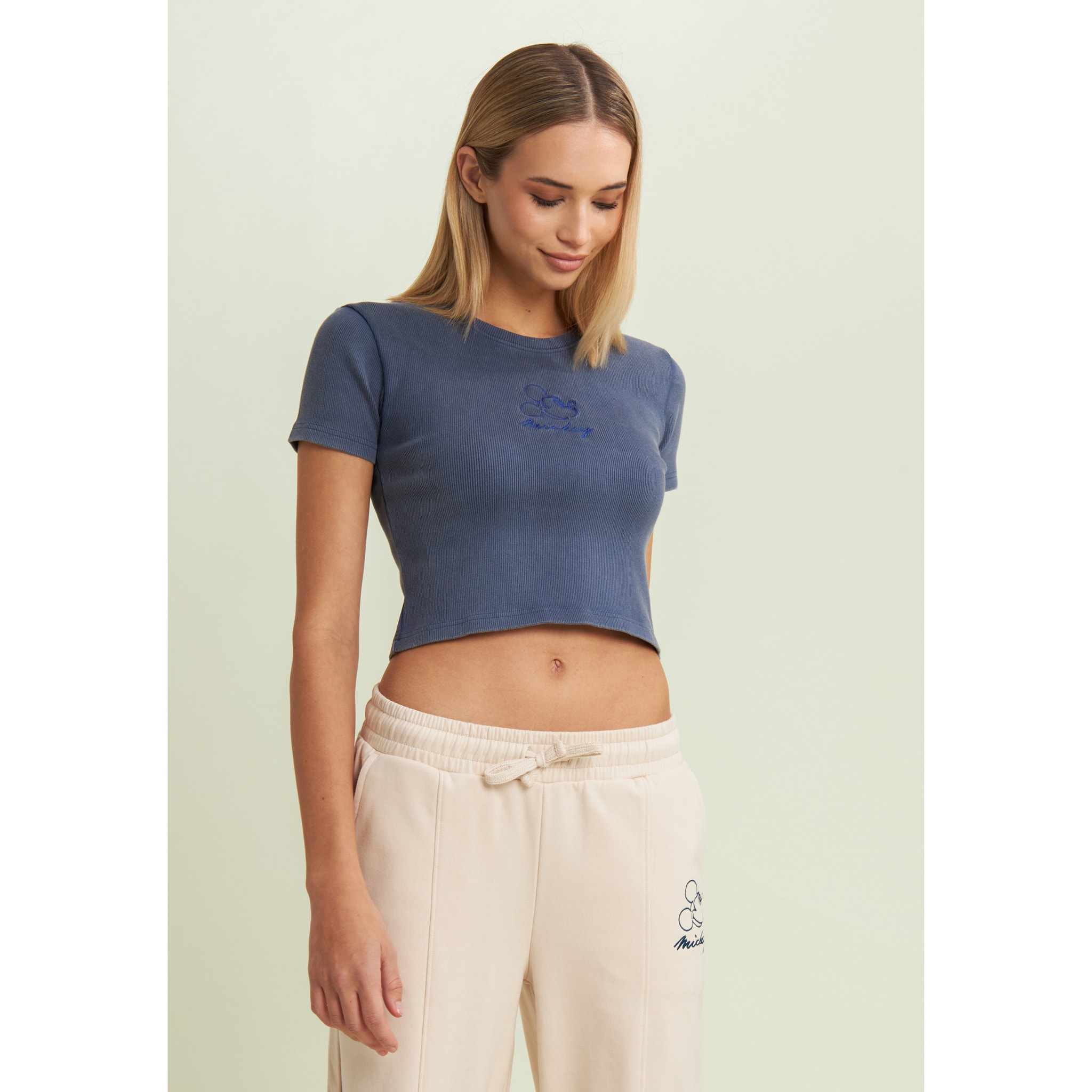 T-shirt cropped da donna in costina con ricami Disney