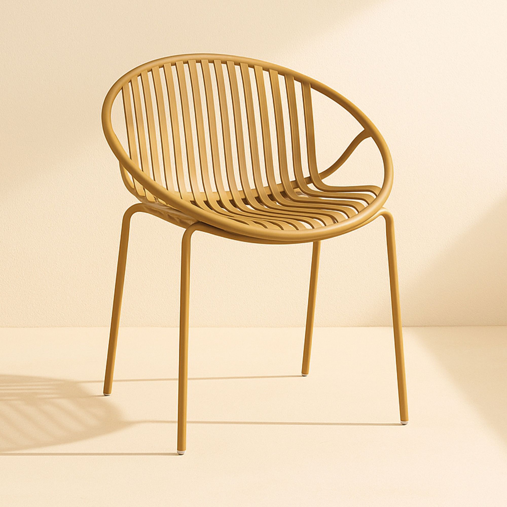 Lot de 4 fauteuils de table extérieur en polypropylène et métal ocre CALYPSO