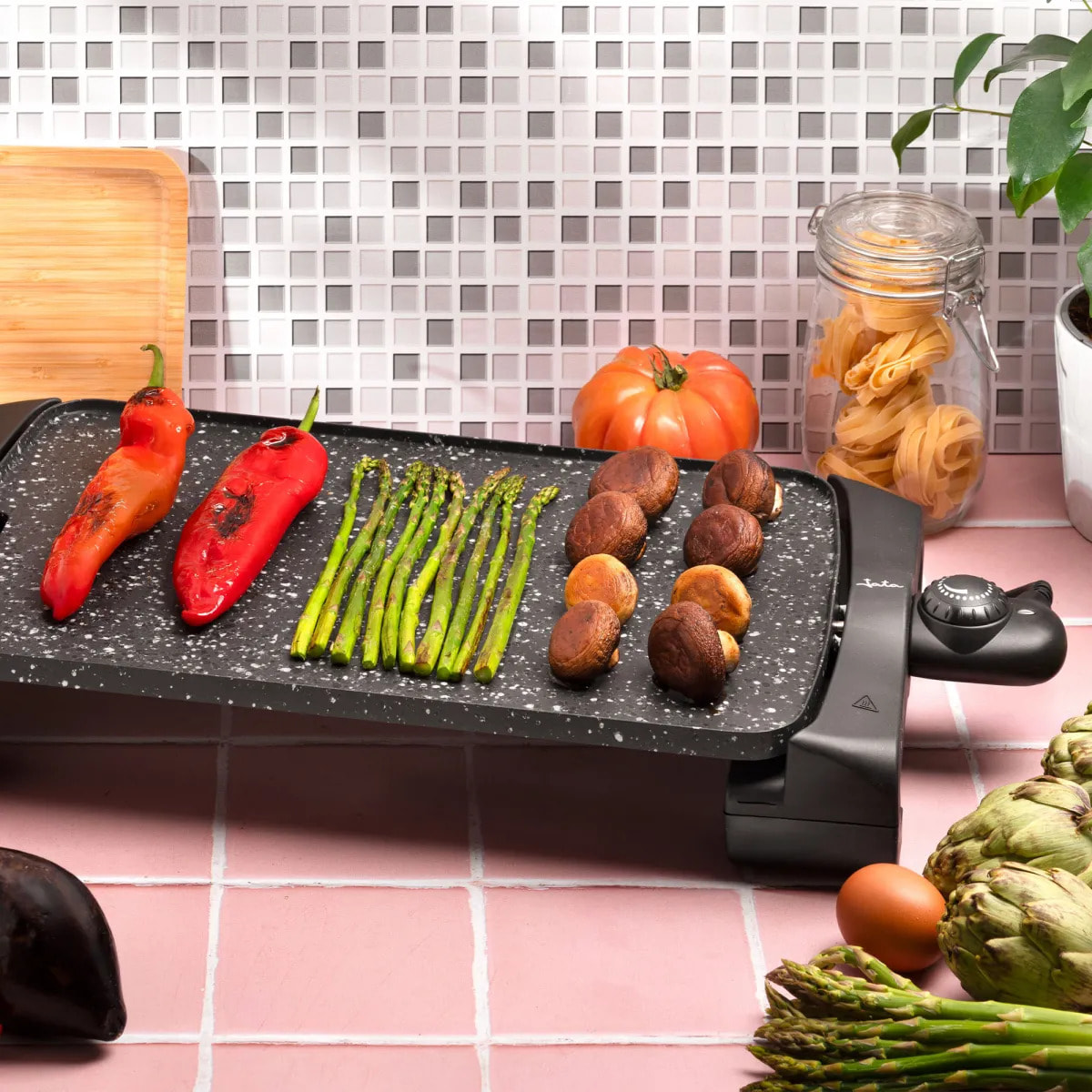Plancha de cocina eléctrica JATA JT950 de 46 x 28 cm. Antiadherente. Resistencia patentada. Fabricada en España