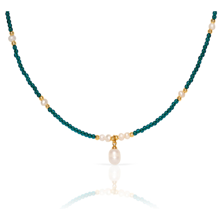 Collar de fosfato azul y perlas naturales con cierre de mosquetón.