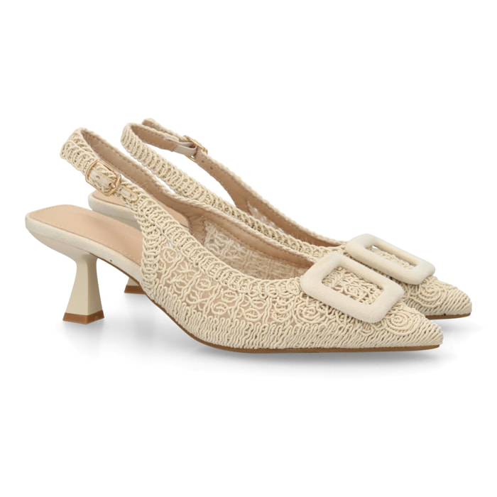 Zapato destalonado elegante tacón medio