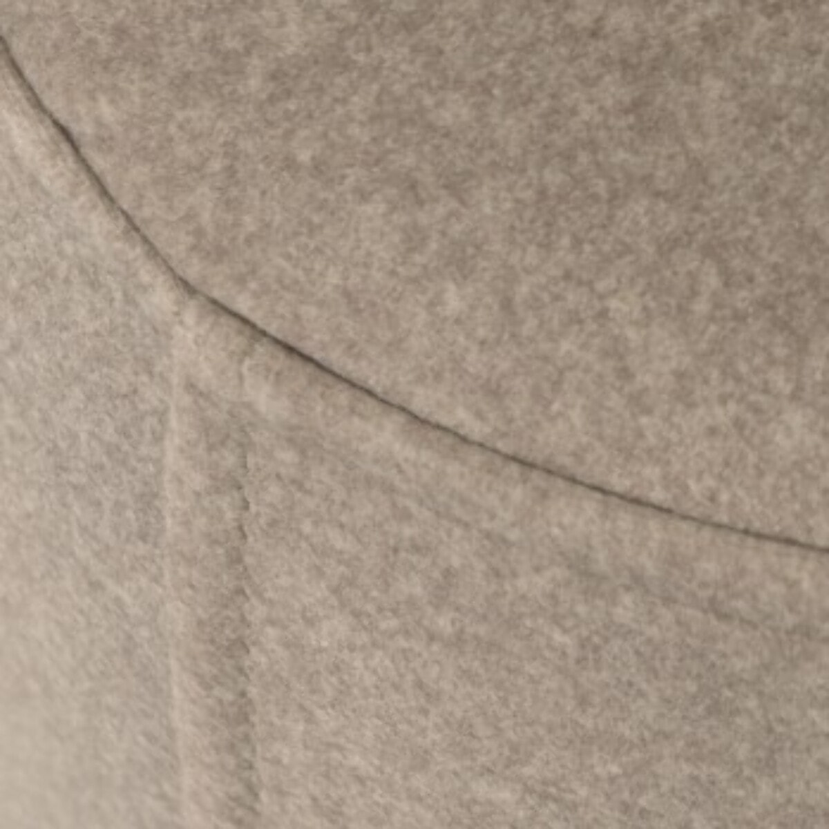 LEOPOLD - Pouf forme galet n°2 en tissu effet velours beige foncé