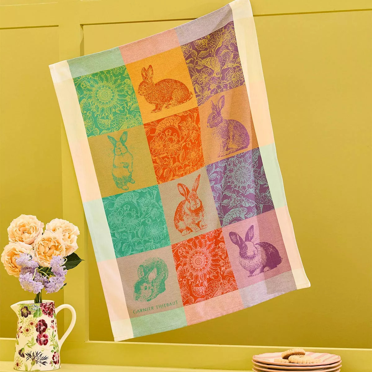 Torchon pur coton motif jacquard bleu rose Les lapins printemps