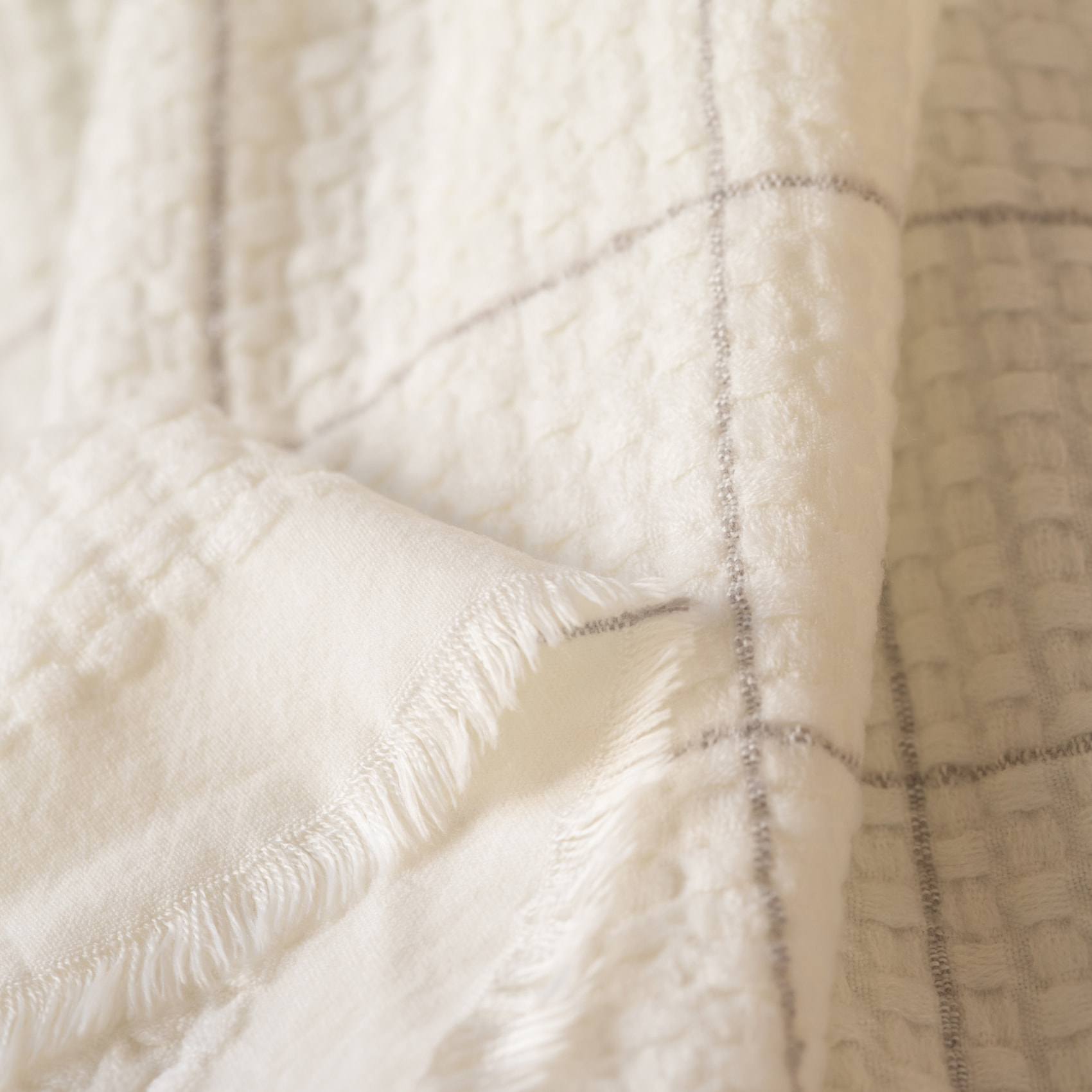 Plaid doux gaufré à carreaux - Gris