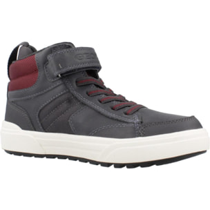 Zapatillas Niño de la marca GEOX  modelo J WEEMBLE B. A GRIS