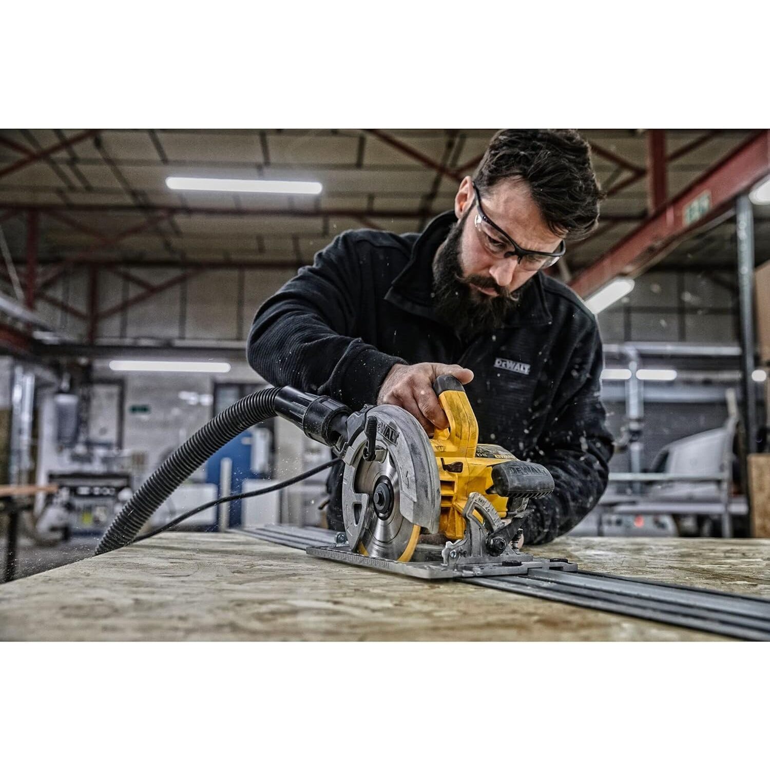 Scie circulaire 1600 W - Ø 190 mm Profondeur de coupe 61 mm - Coffret - DEWALT - DWE576K-QS