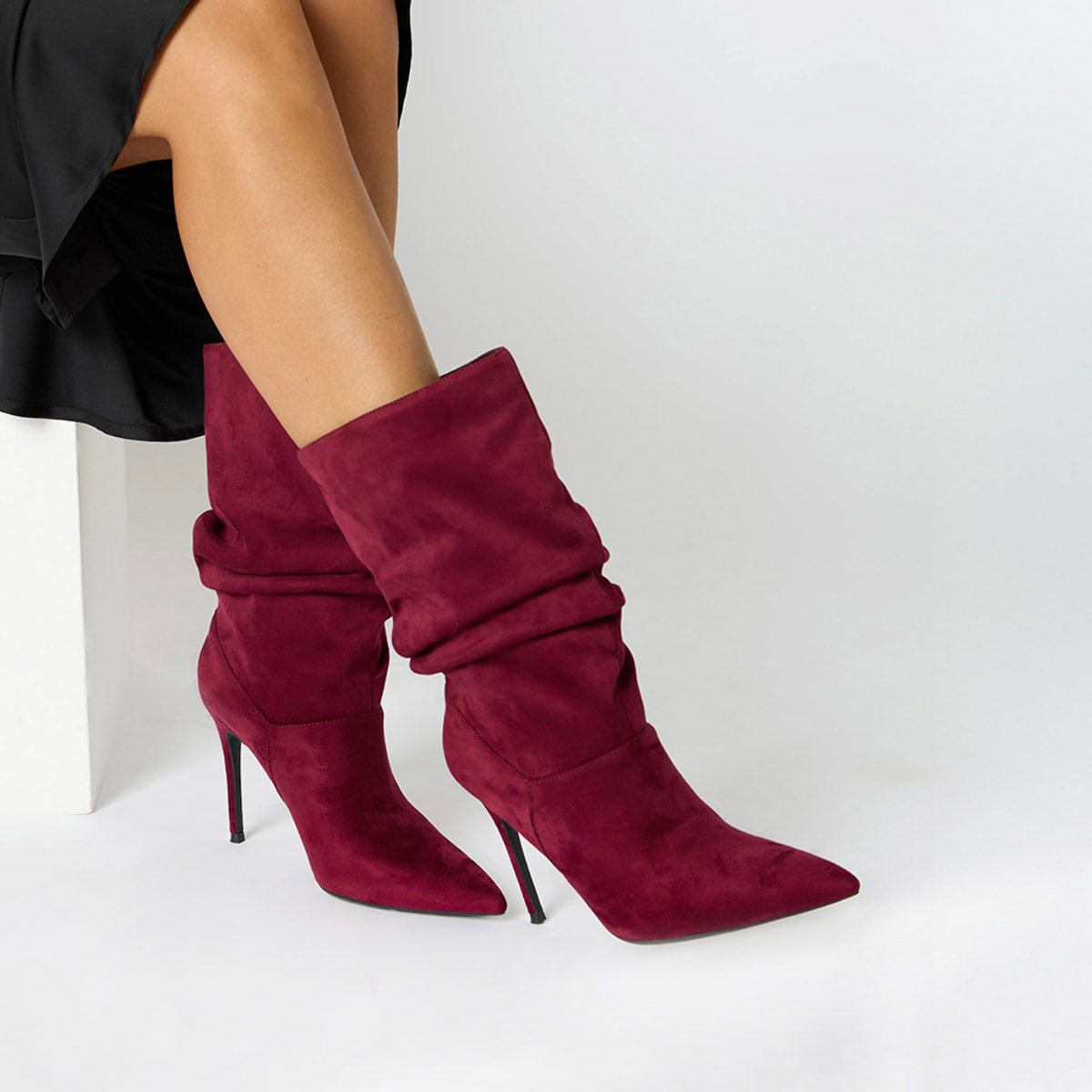 Tronchetti bordeaux in microfibra con tacco 10 cm
