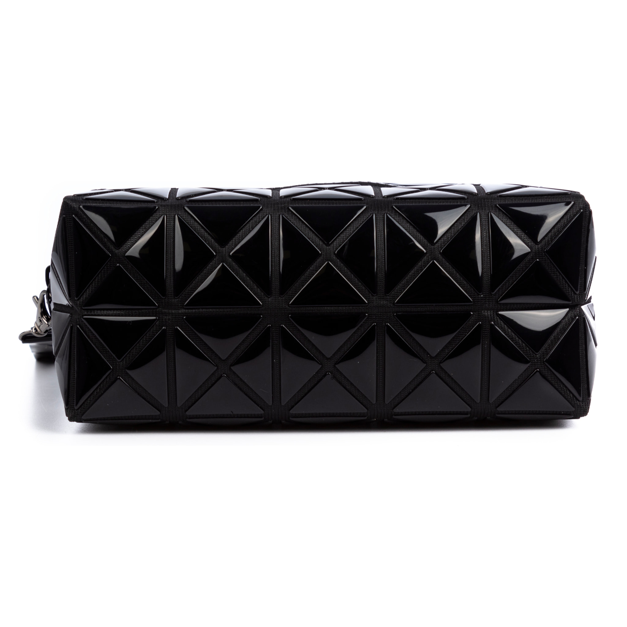 Zerba bolso de mano diseño geométrico.