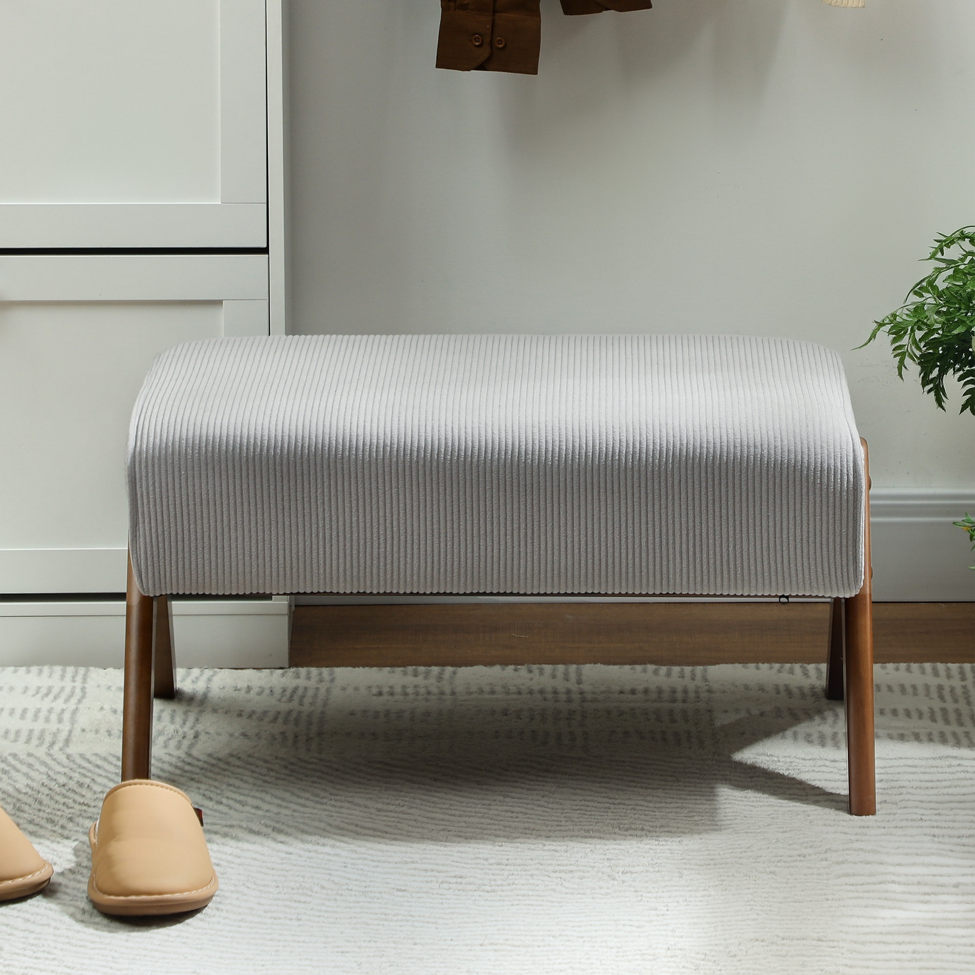 Reposapiés de Salón Taburete Bajo Tapizado en Pana Otomana Rectangular con Asiento Acolchado y Patas de Madera para Sala de Estar Dormitorio Gris Claro