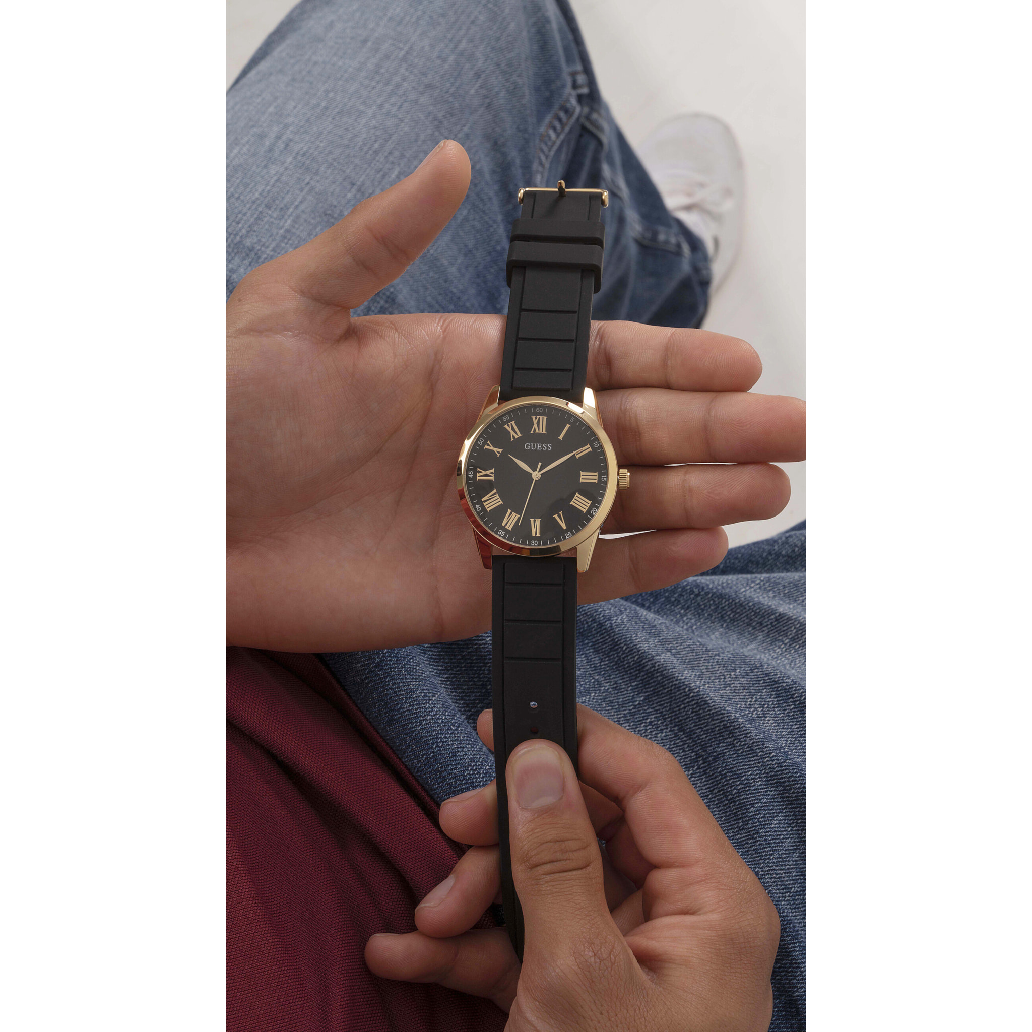 Guess Reloj Analógico De Cuarzo Charter