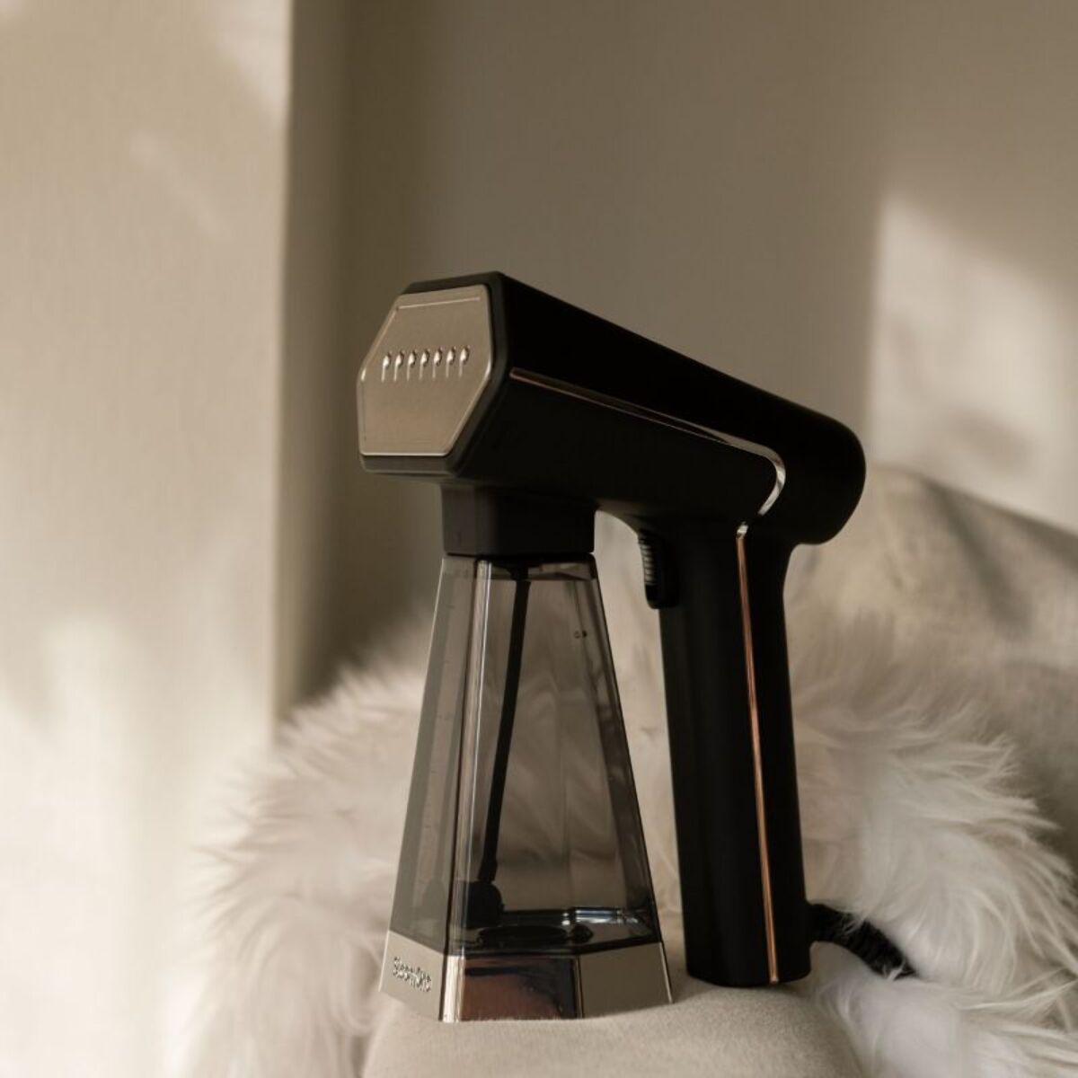Défroisseur vapeur STEAMONE SN300SB-A Victor XL