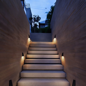 EZIlight® Solar Wall S25