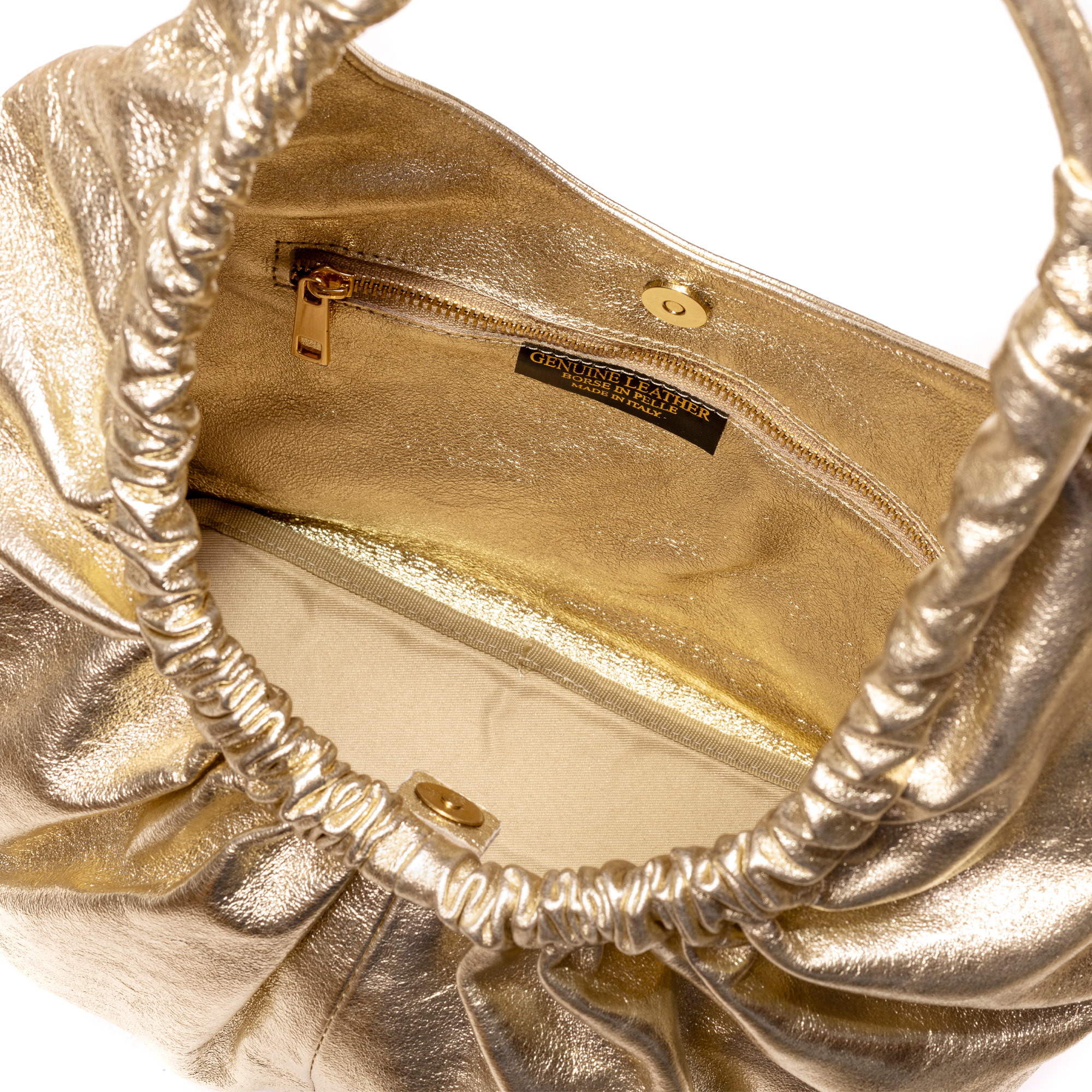 Borsa a spalla in vera pelle laminata Arzignano con manico grande imbottito