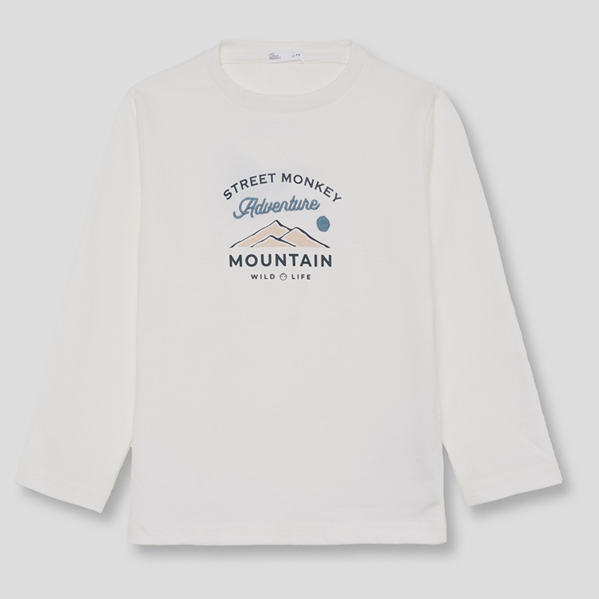 Camiseta niño crudo de manga larga, estampado de montaña estilo adventure, suave y cómoda | Color: Crudo | Street Monkey