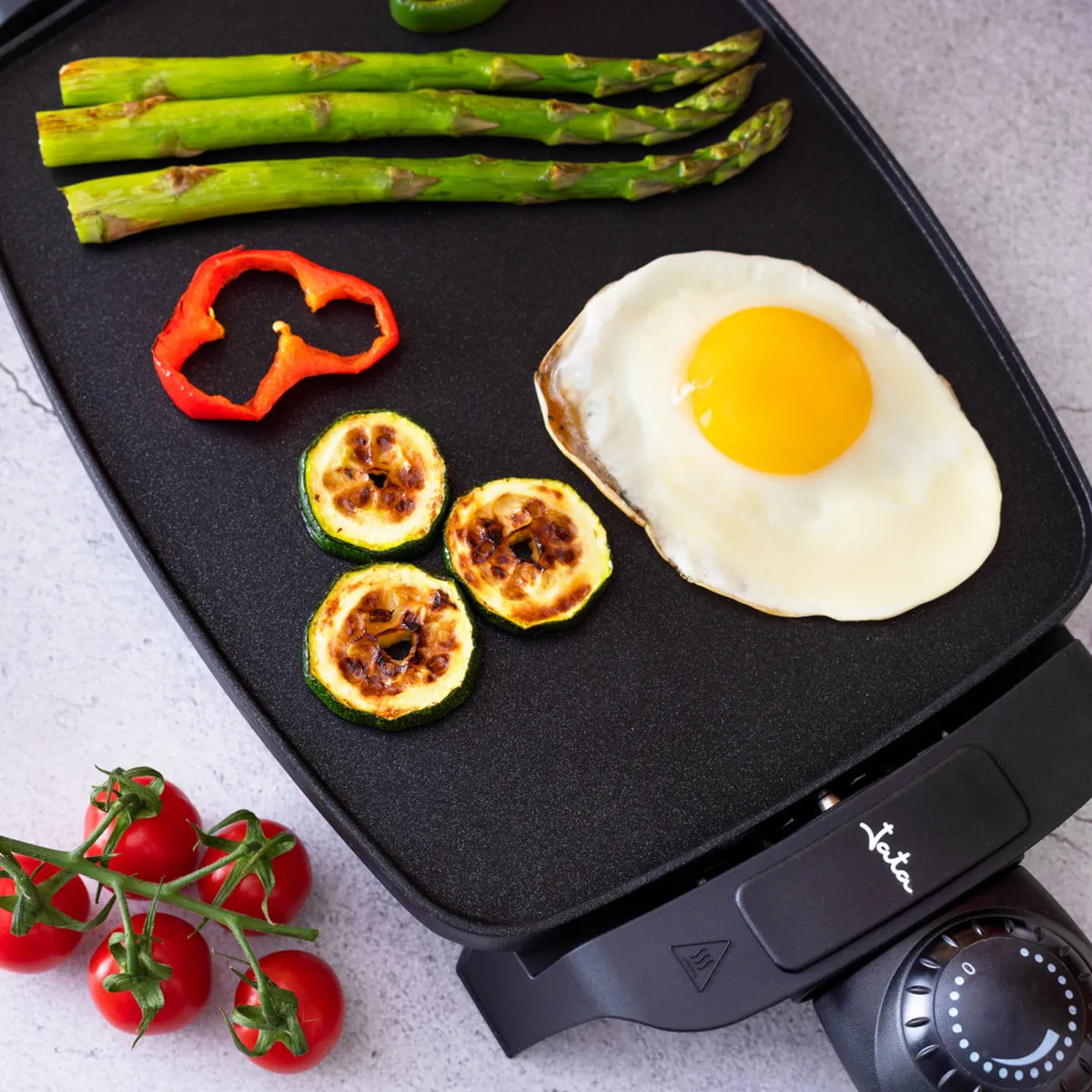 Plancha de cocina eléctrica JATA GR205 de 28 x 22 cm. Antiadherente. Fabricada en España