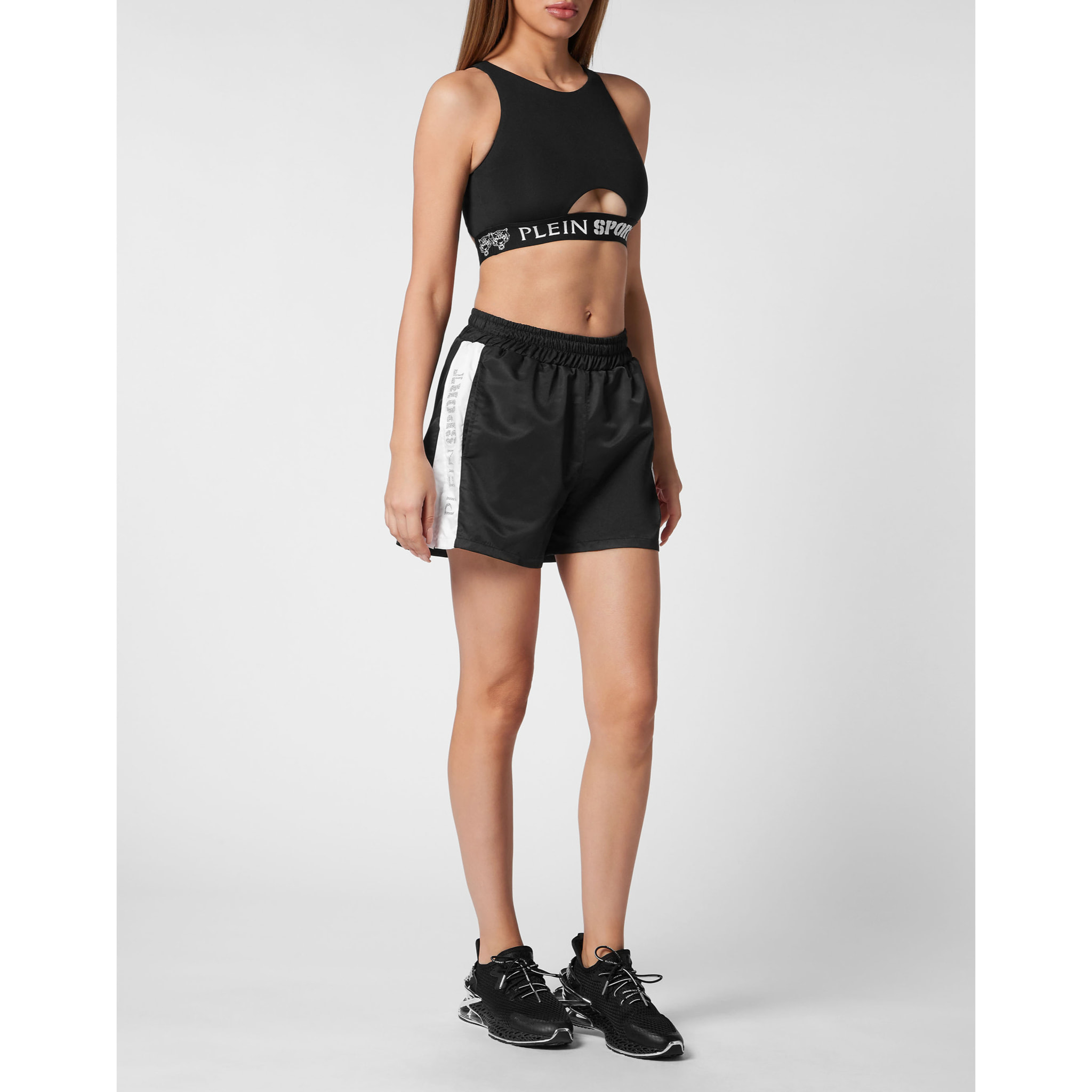 PLEIN SPORT Pantalones cortos BASIC