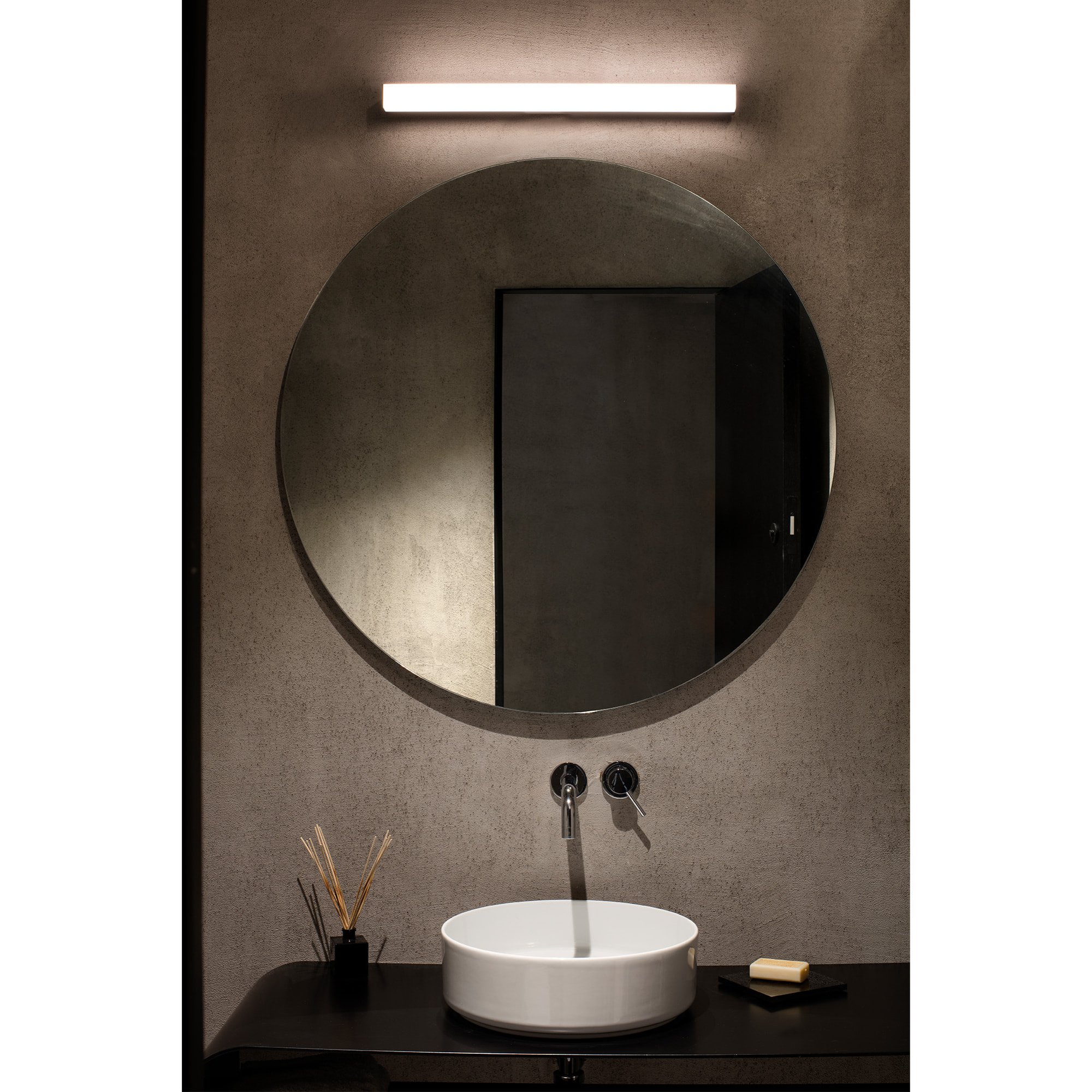 NILO 900 Lampe applique noir 18W