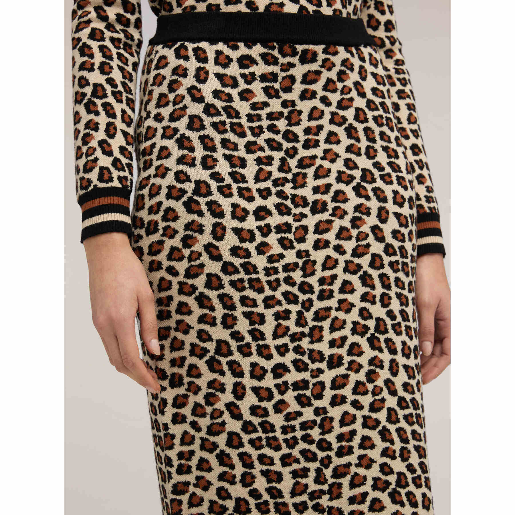 Motivi - Gonna tubino in maglia fantasia animalier - Beige