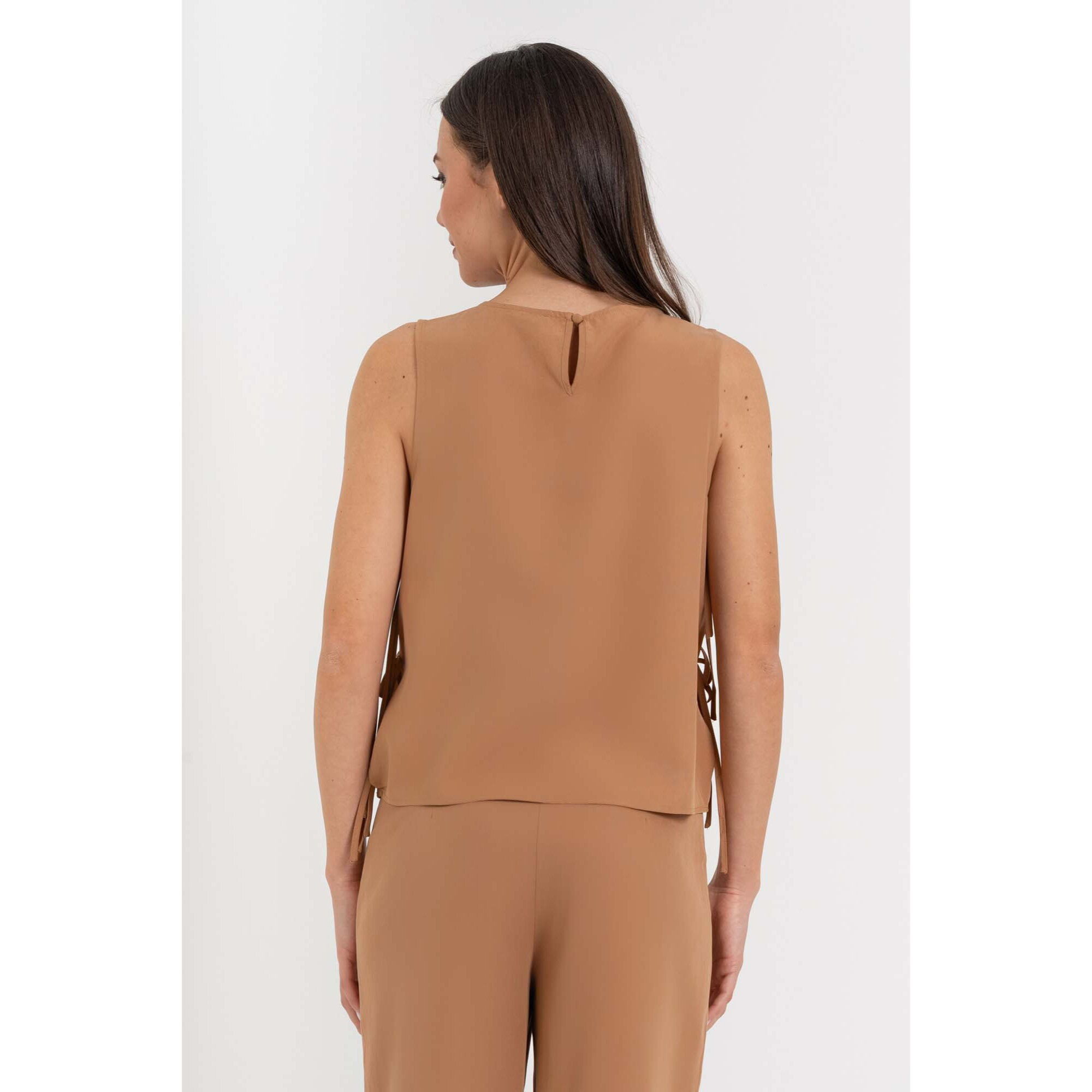 Kocca - Blusa da donna senza maniche in lyocell e lino con cut-out Donna