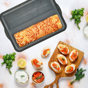 Lot avec 1 Moule à baguette en silicone fibre de verre, 1 spatule Zenker et 2 bols à mixer en inox Fackelmann