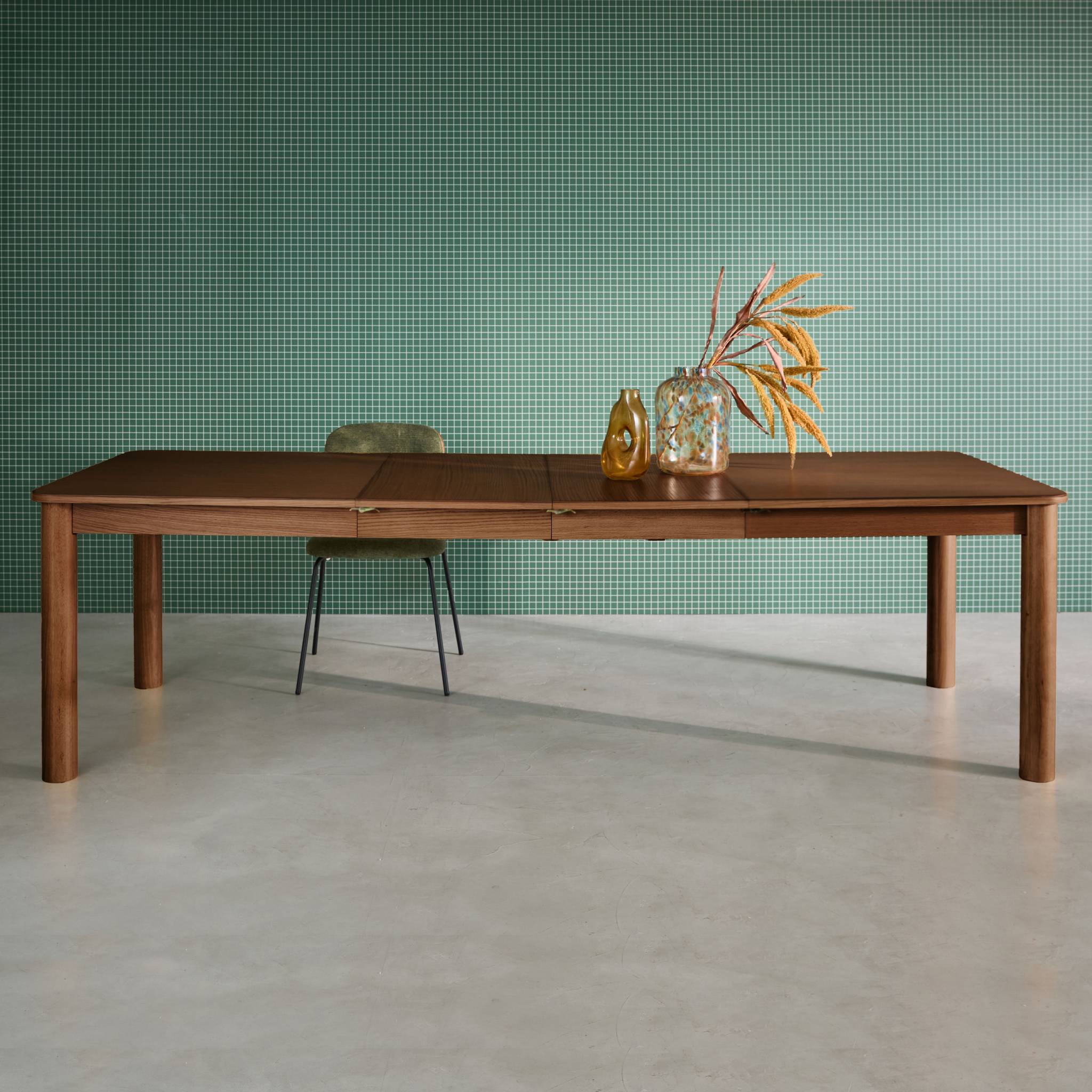 Table à manger rectangulaire extensible bois d'hévéa et placage chêne 6 à 10 places SOLENE