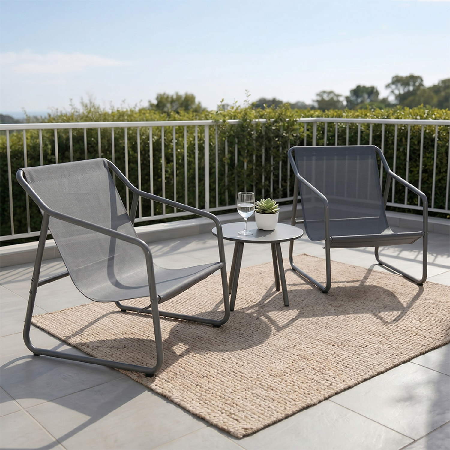 Ensemble de jardin 2 fauteuils gris avec table basse ANTHI