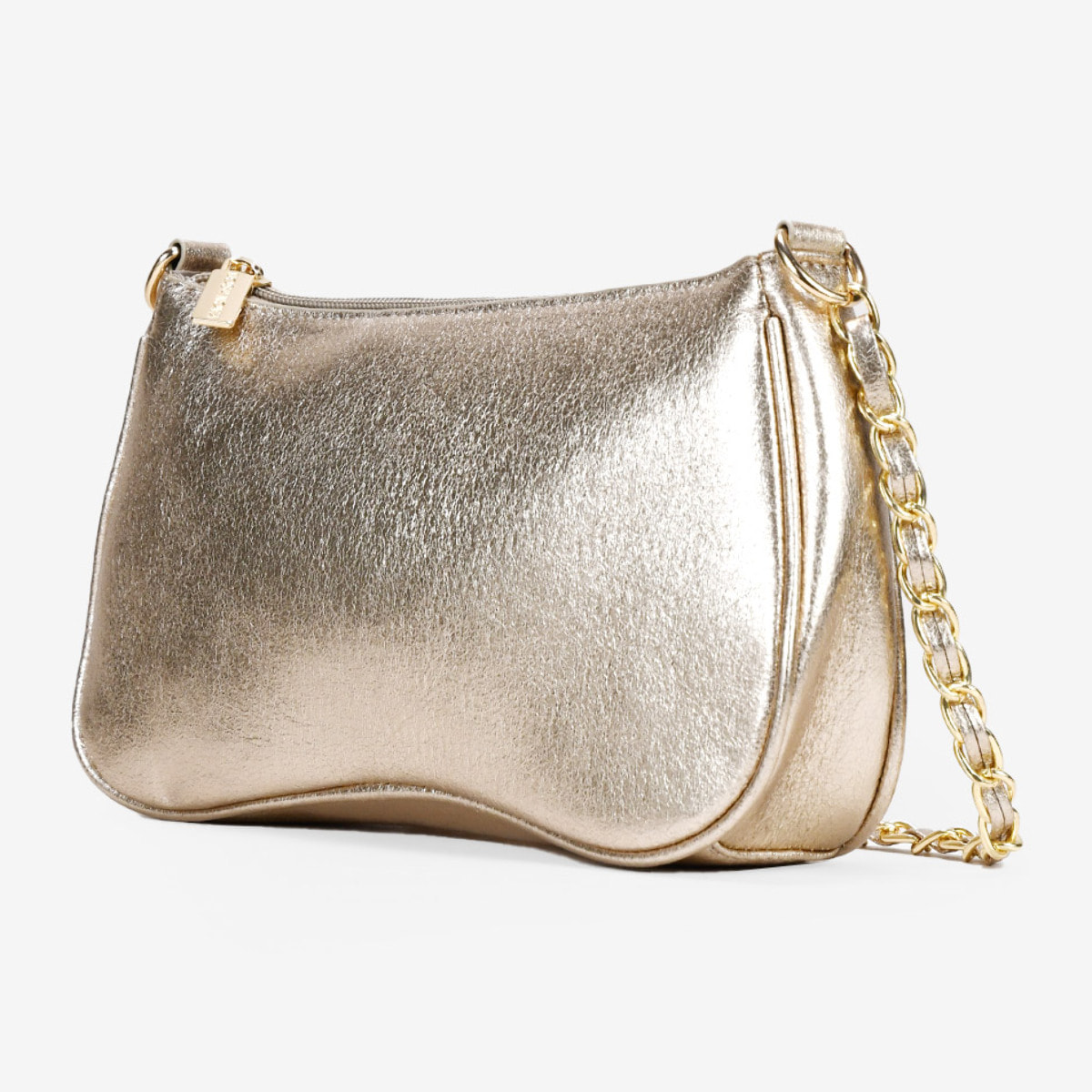 Bolso de hombro dorado con cadena
