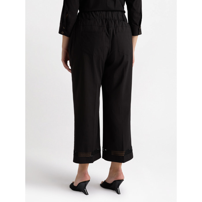 Fiorella Rubino - Pantaloni cropped con ricami al fondo - Nero