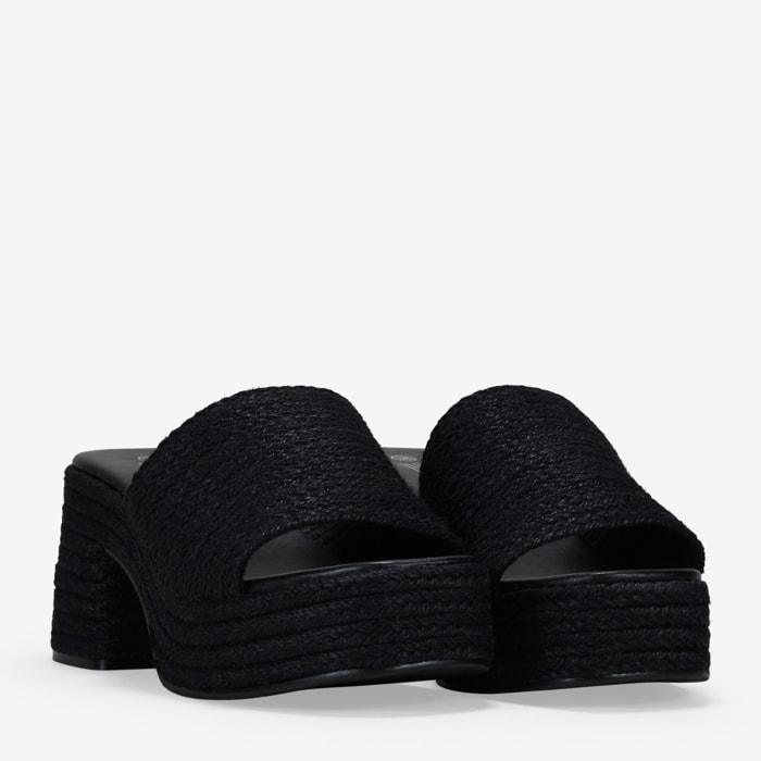 Sandalias de esparto negras con plataforma y tacón