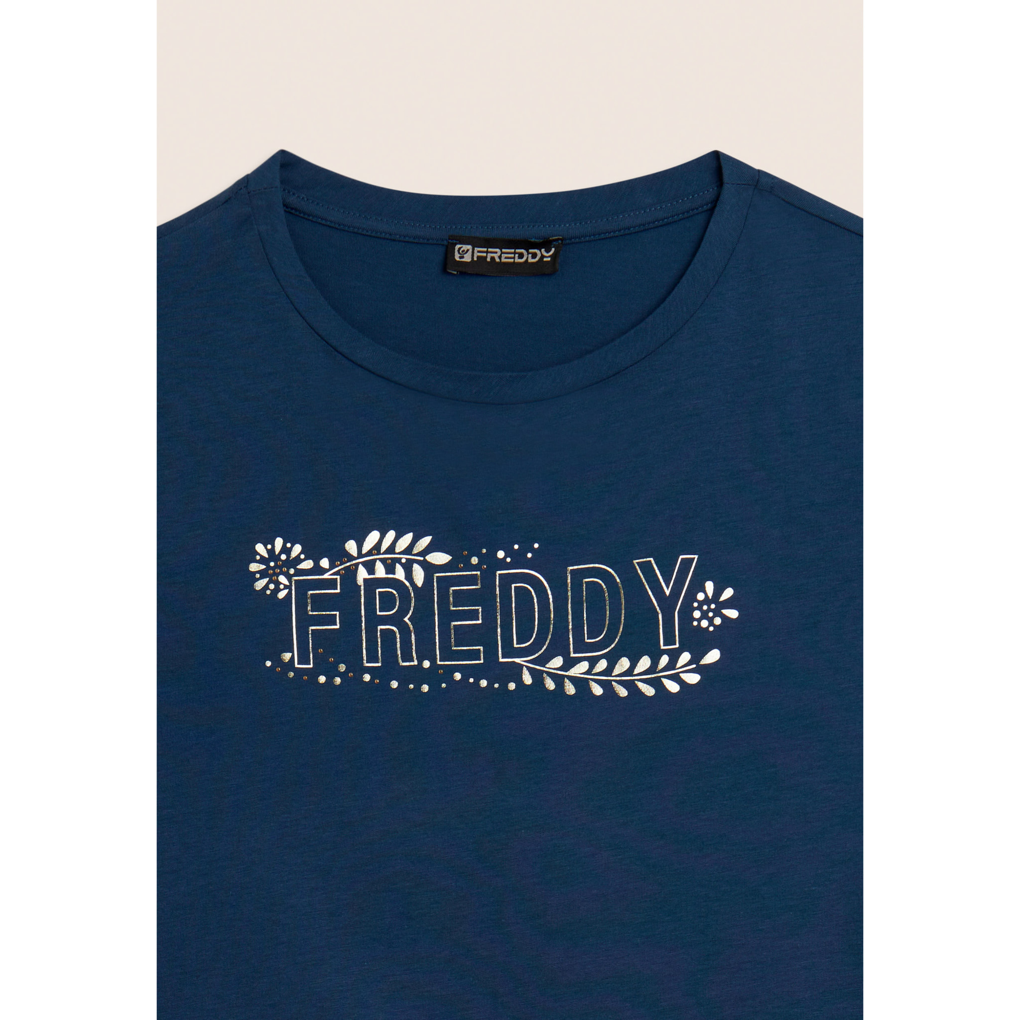 T-shirt Manica Corta con Decori Floreali e Borchie