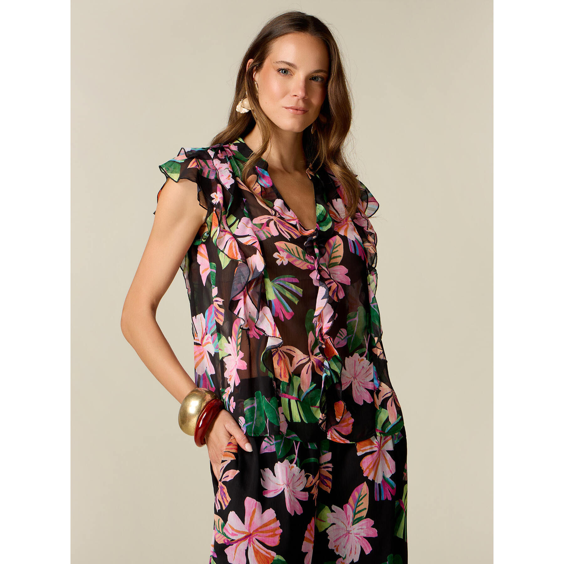 Oltre - Blusa fantasia con volant - Nero