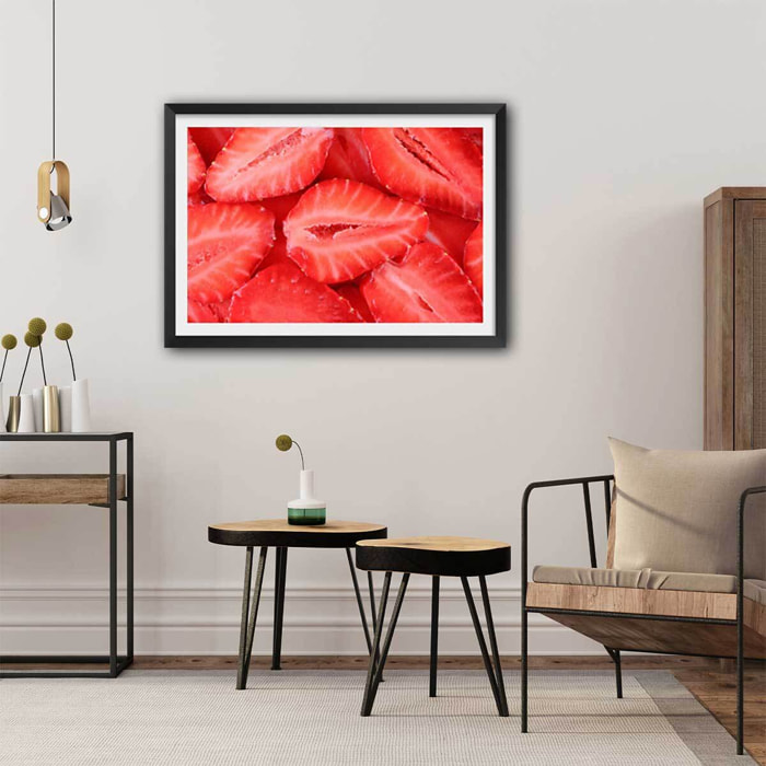 Affiche cuisine salade de fraises Affiche sous cadre noir