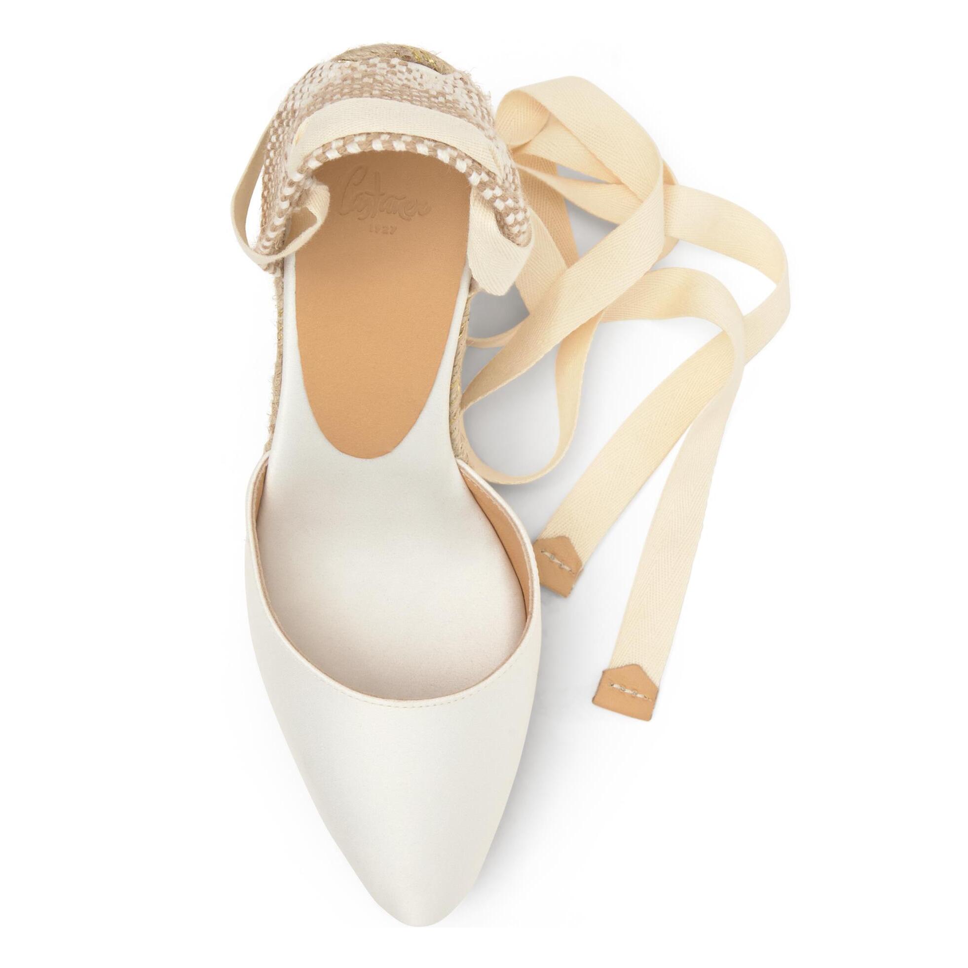 Alpargatas de cuña de mujer Joyce en raso con punta afilada y cierre de cintas